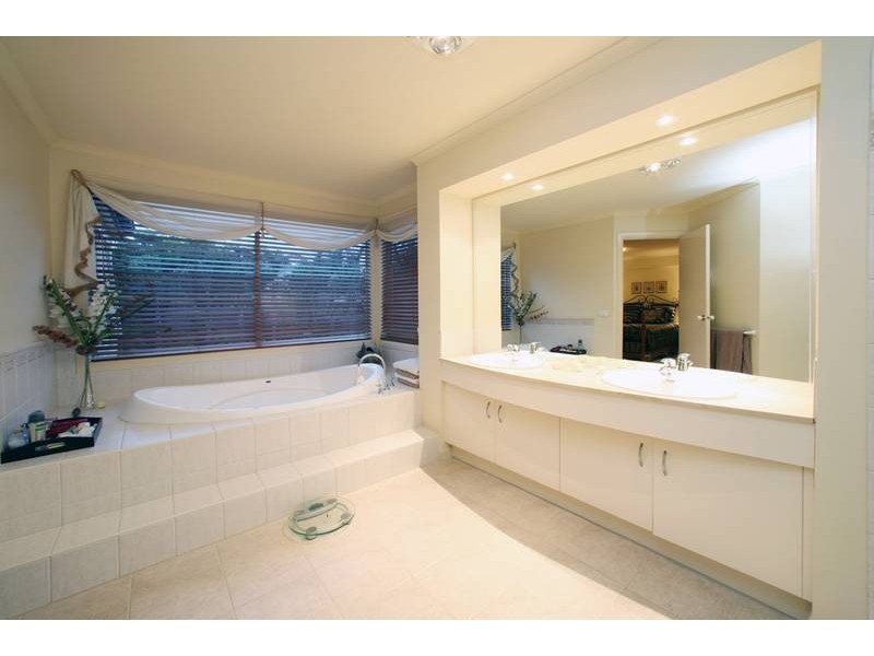 14 The Terrace, Lysterfield VIC 3156