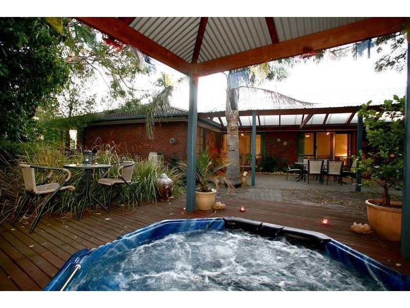 7 Winneke Court, Lysterfield VIC 3156