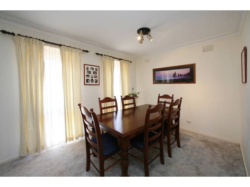 18 Carol Street, Scoresby VIC 3179