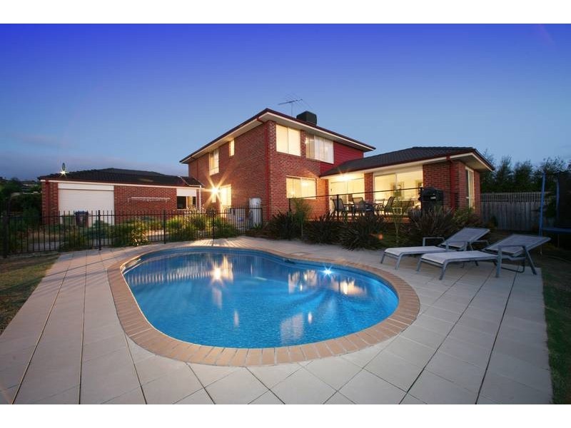 12 Glenview Place, Lysterfield VIC 3156