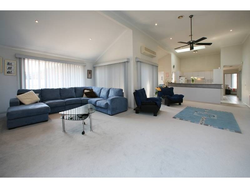 7 Emperor Place, Rowville VIC 3178