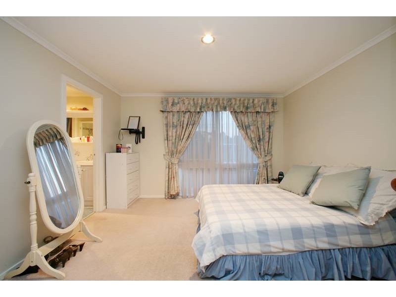 7 Colorado Crescent, Rowville VIC 3178