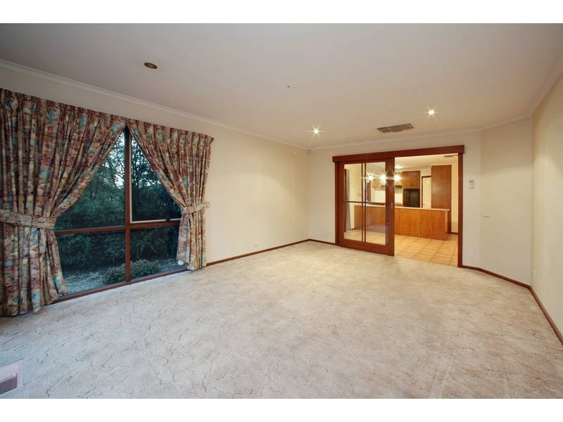 8 Brusco Close, Rowville VIC 3178