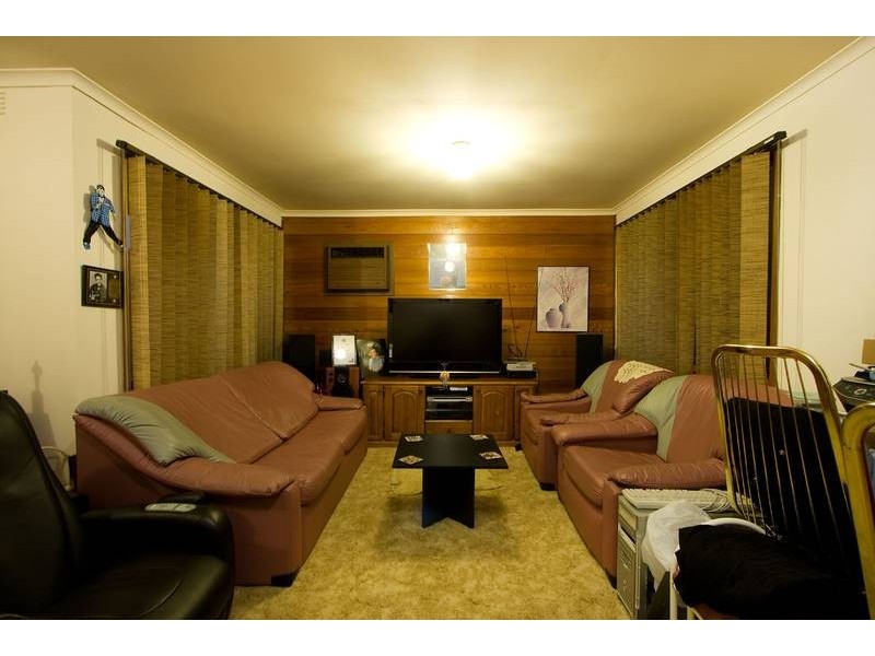 21 Malmsbury Crescent, Rowville VIC 3178