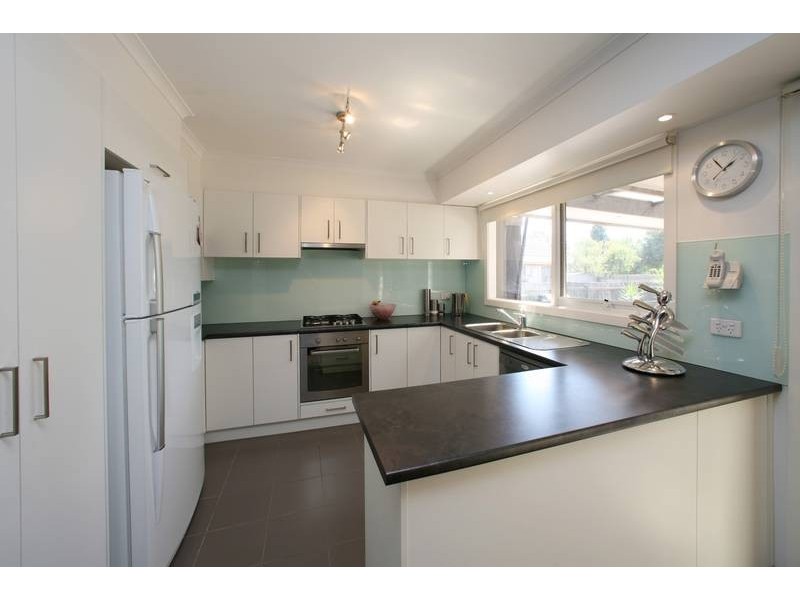 203 Dandelion Drive, Rowville VIC 3178