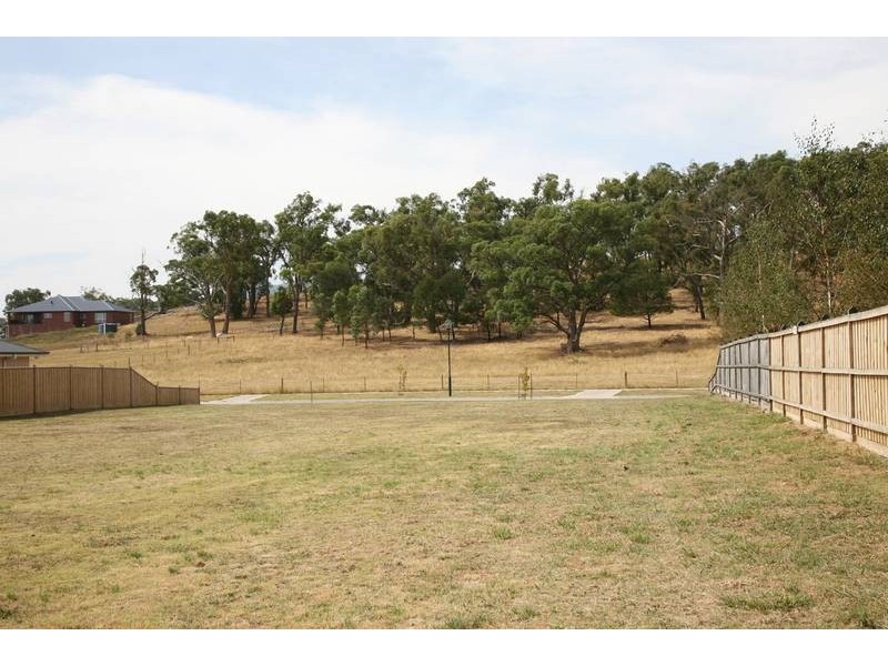 21 Sherwood Way, Lysterfield VIC 3156