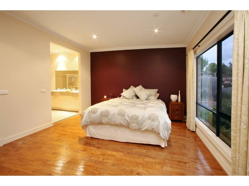 16 The Briars, Lysterfield VIC 3156