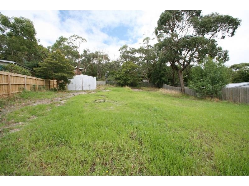 6 Rona Street, Ferntree Gully VIC 3156