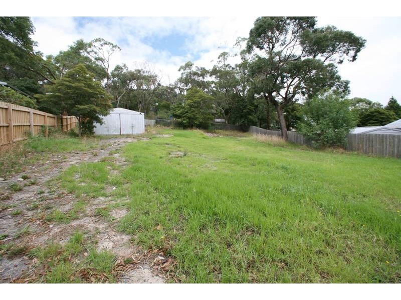 6 Rona Street, Ferntree Gully VIC 3156