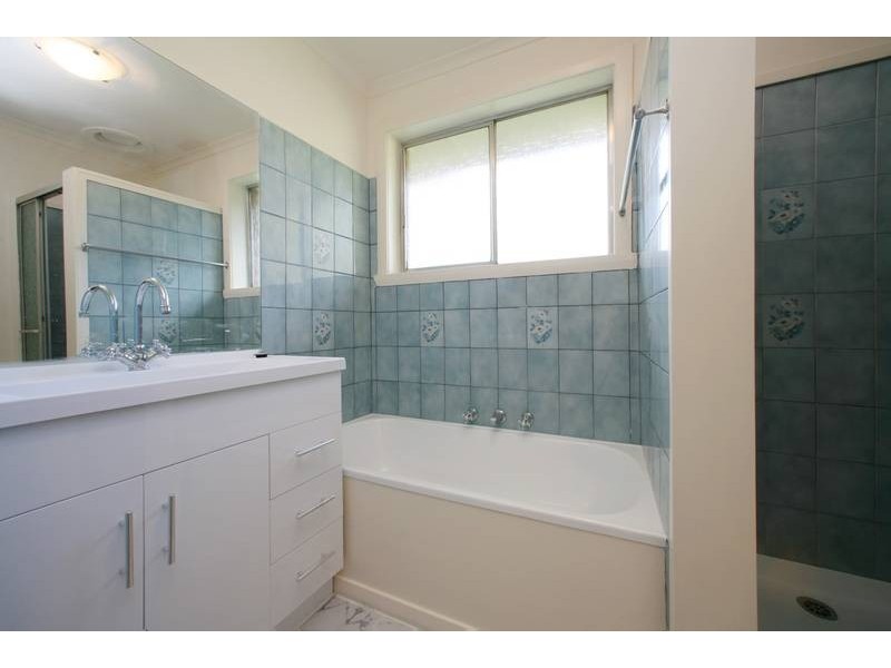 17 Acacia Road, Upper Ferntree Gully VIC 3156