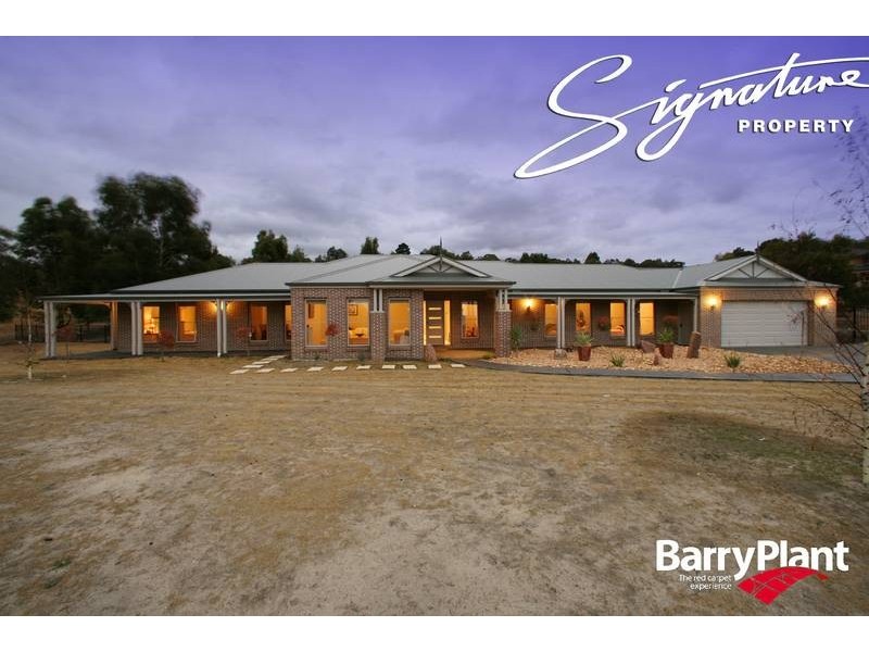 16 Gladesville Close, Lysterfield South VIC 3156