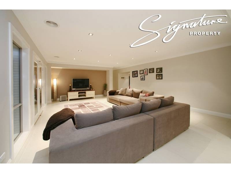 16 Gladesville Close, Lysterfield South VIC 3156