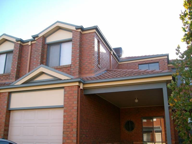 43 St Laurent Rise, Knoxfield VIC 3180