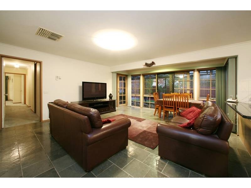 7 Pennell Court, Rowville VIC 3178