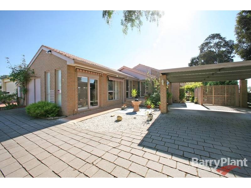 19 Streeton Court, Rowville VIC 3178