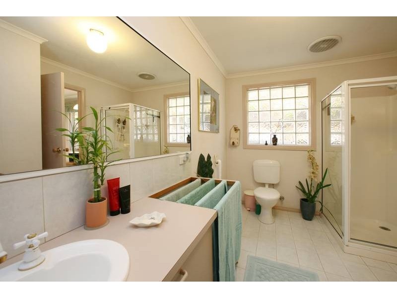 19 Streeton Court, Rowville VIC 3178