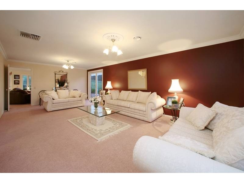 6 Birchbank Close, Lysterfield South VIC 3156