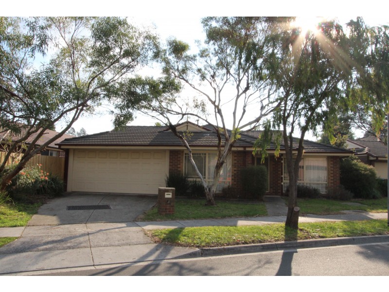 99 Taldra Drive, Ferntree Gully VIC 3156