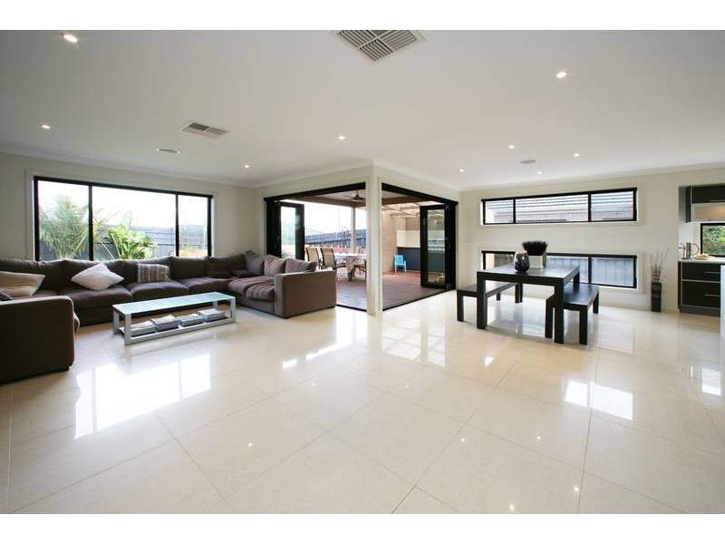 4 Viewline Drive, Lysterfield VIC 3156