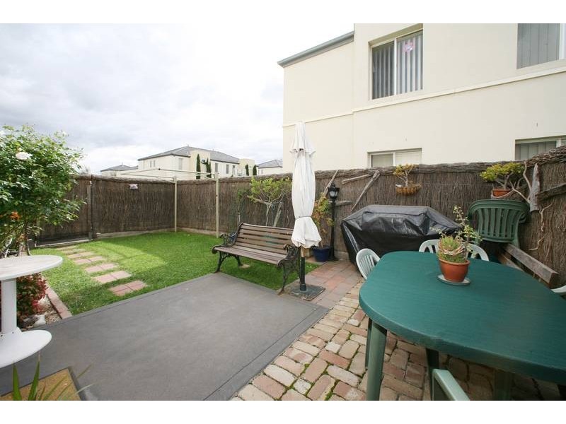 79 Sovereign Manors Crescent, Rowville VIC 3178