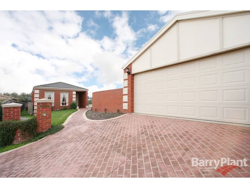 15 Nicole Court, Rowville VIC 3178