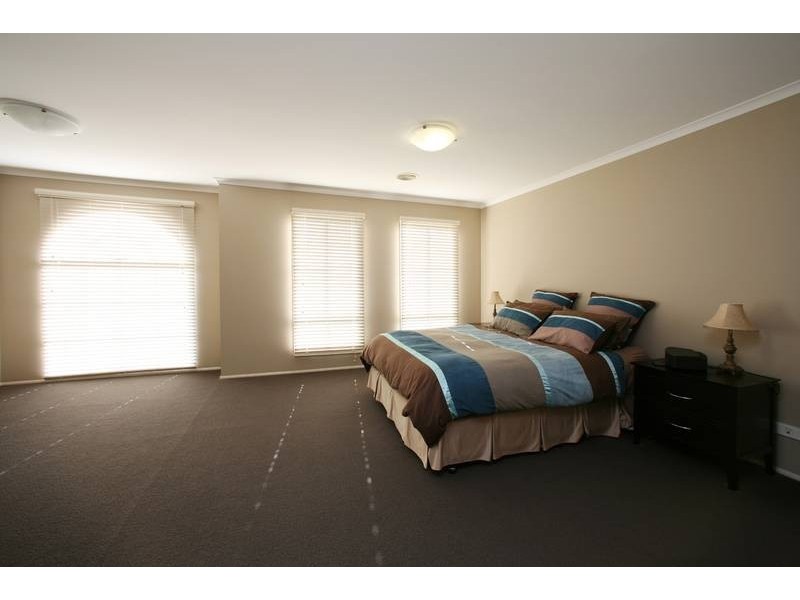 36 Victoria Knox Avenue, Rowville VIC 3178