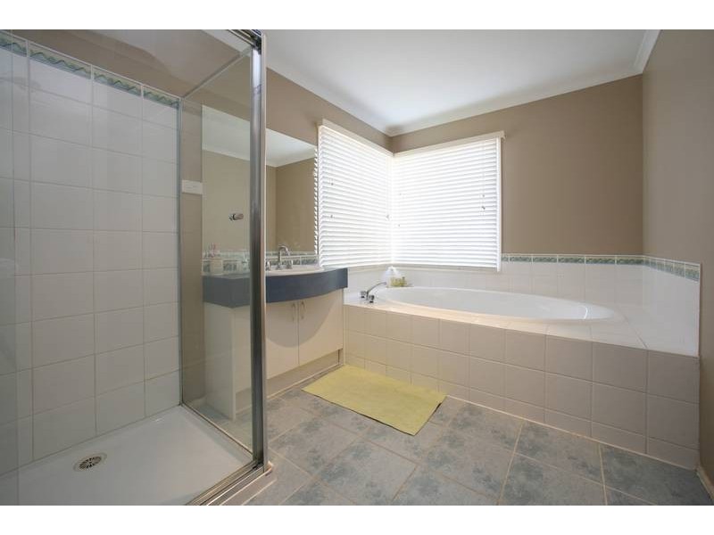 36 Victoria Knox Avenue, Rowville VIC 3178