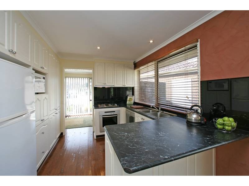 154 Waradgery Drive, Rowville VIC 3178