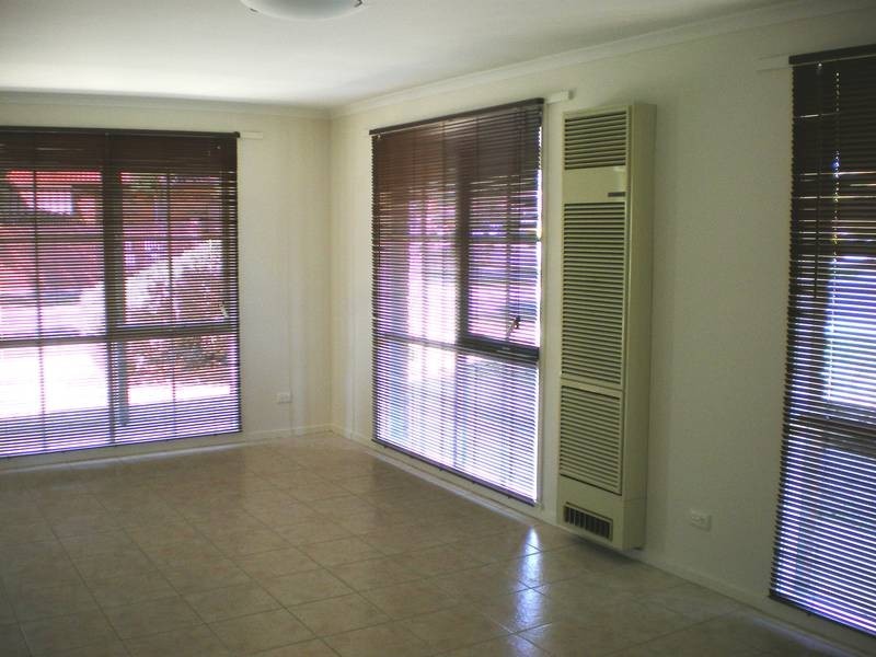 1 Mersey Close, Rowville VIC 3178