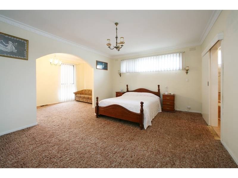 20 Allora Avenue, Ferntree Gully VIC 3156