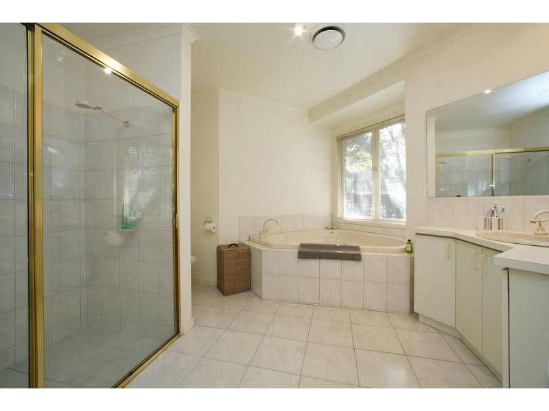 29 Wyandra Way, Rowville VIC 3178