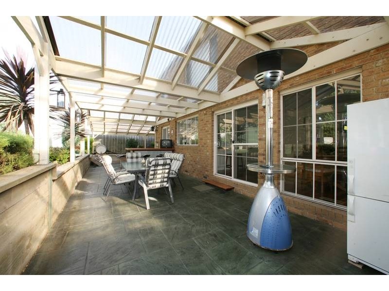 4 Cullinan Court, Ferntree Gully VIC 3156