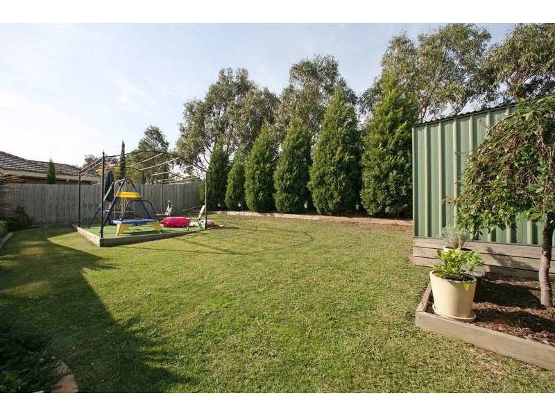 4 Cullinan Court, Ferntree Gully VIC 3156