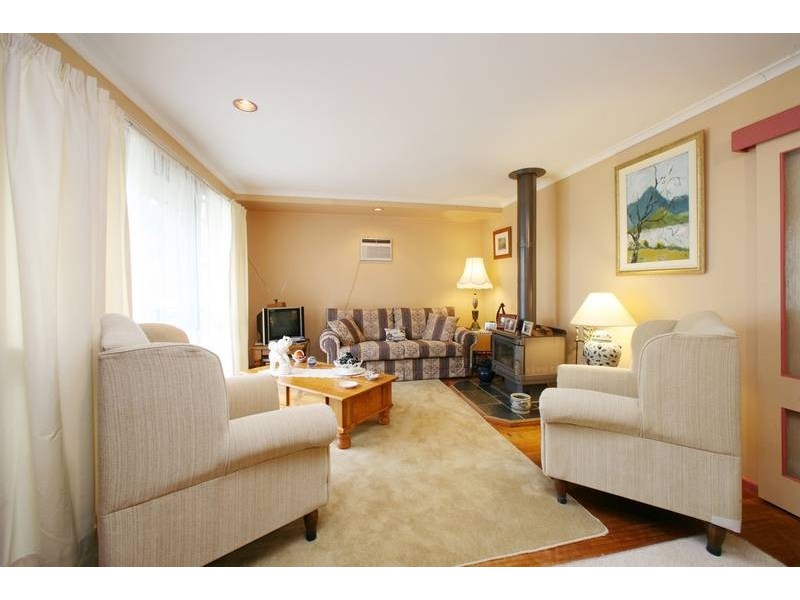 24 Hooker Road, Ferntree Gully VIC 3156