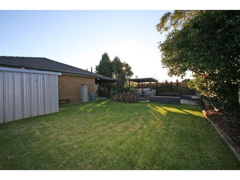 76 Balladonia Road, Rowville VIC 3178
