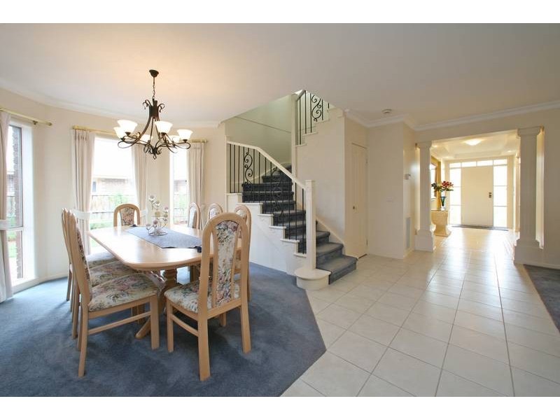 216 Karoo Road, Rowville VIC 3178