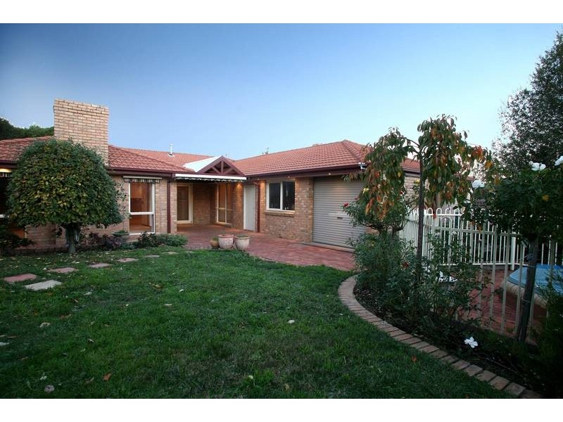 6 Marley Close, Rowville VIC 3178