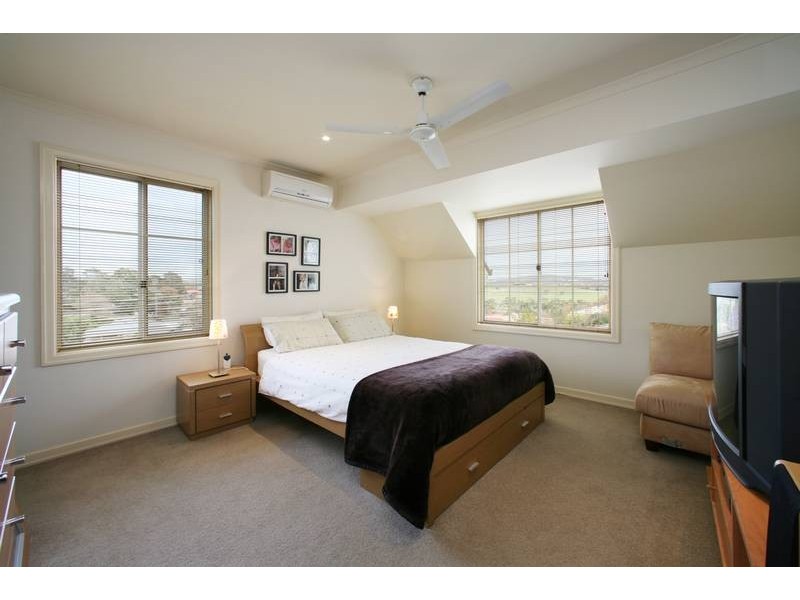 1/25 Bales Street, Ferntree Gully VIC 3156