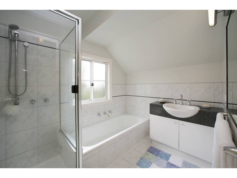 1/25 Bales Street, Ferntree Gully VIC 3156
