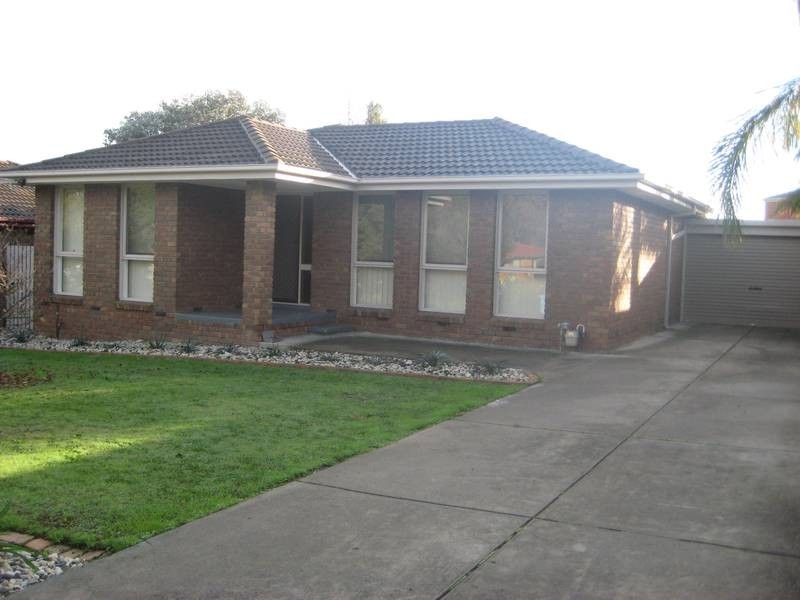 40 Lakeview Avenue, Rowville VIC 3178