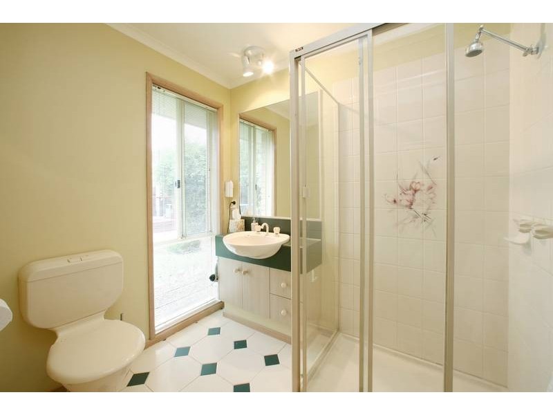 27 The Fairway, Rowville VIC 3178