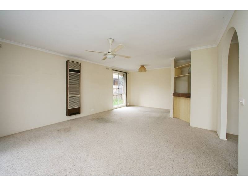 130 Windemere Drive, Ferntree Gully VIC 3156