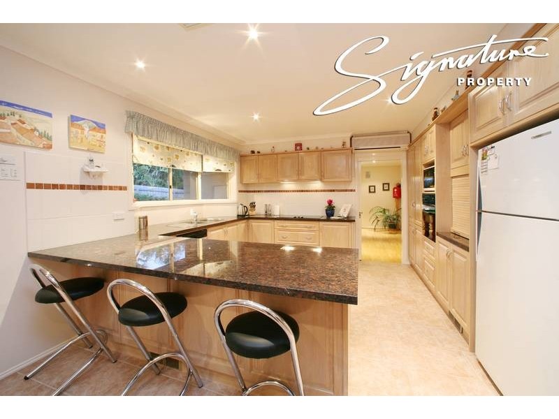 2 Rupicola Court, Rowville VIC 3178