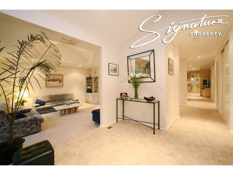 2 Rupicola Court, Rowville VIC 3178