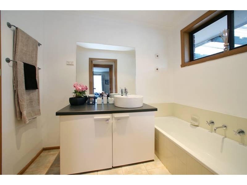 29 Wedge Crescent, Rowville VIC 3178