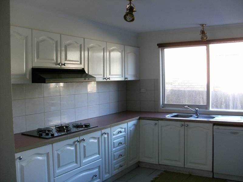 21 Clondara Drive, Rowville VIC 3178