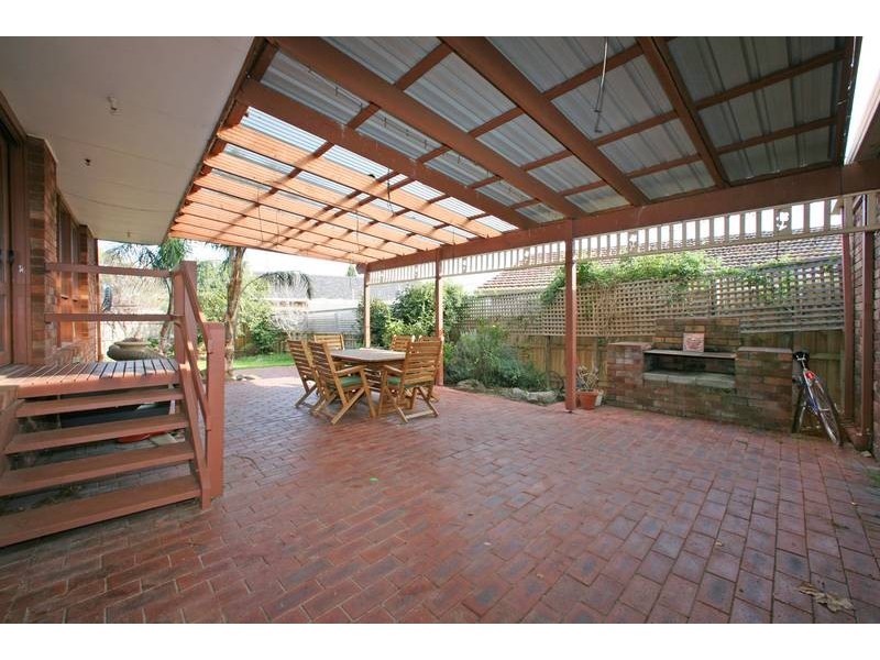 21 Erie Avenue, Rowville VIC 3178