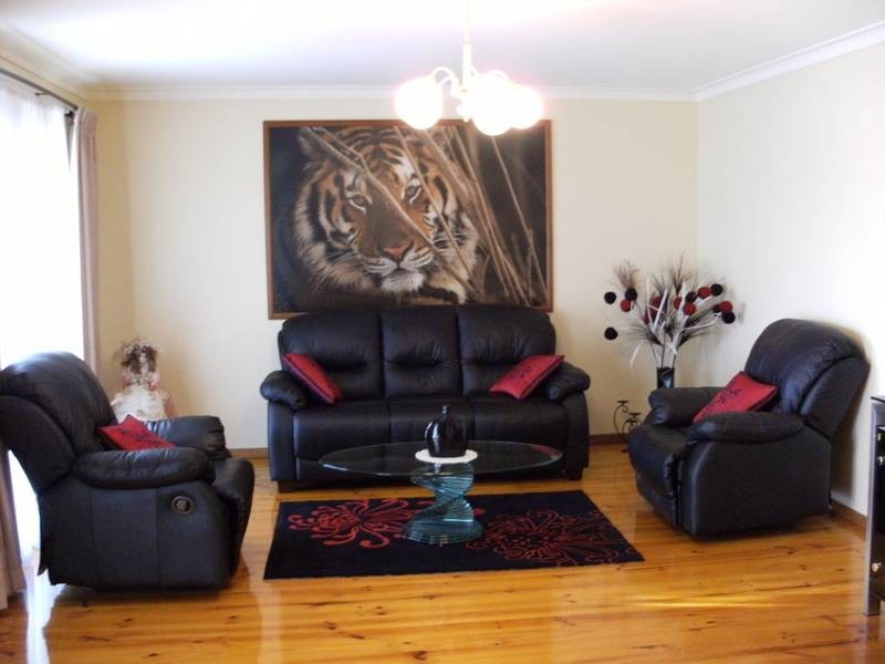 14 Eildon Parade, Rowville VIC 3178