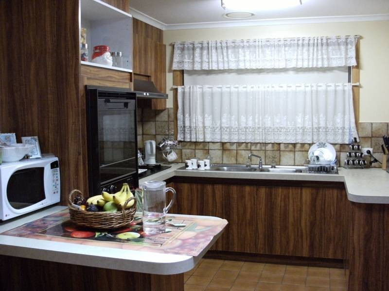 14 Eildon Parade, Rowville VIC 3178