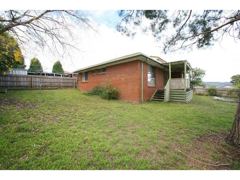 52 Ormonde Road, Ferntree Gully VIC 3156